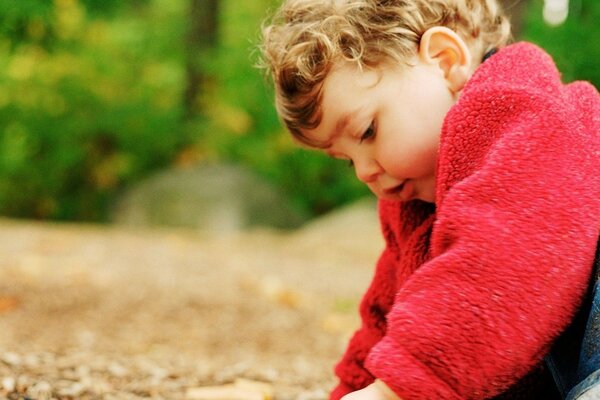 Jeu d enfant en plein air