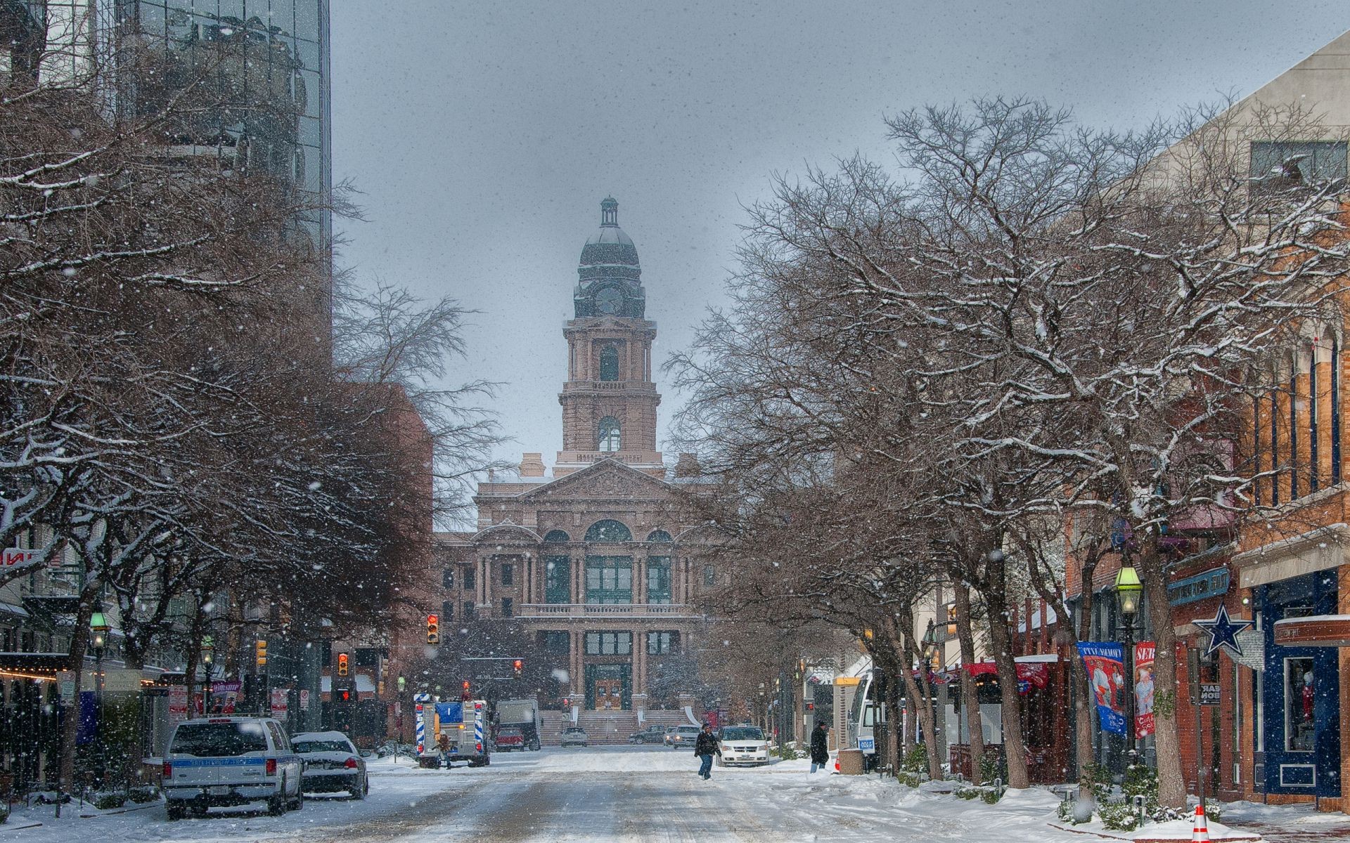 stadt und architektur winter straße stadt schnee architektur haus reisen stadt straße baum städtisch platz im freien haus landschaft schauspiel kälte