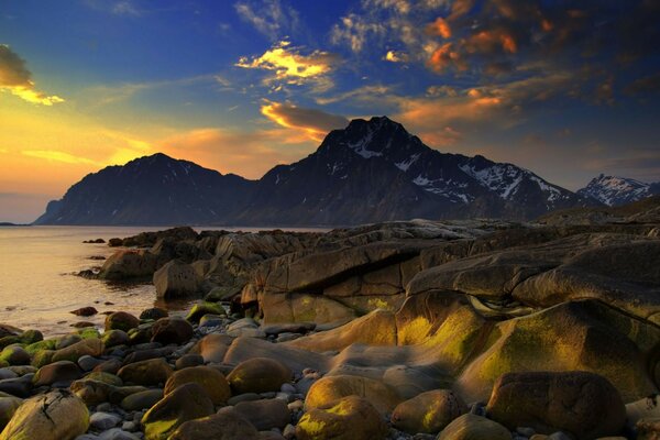 What rocks this landscape has sunk into my heart