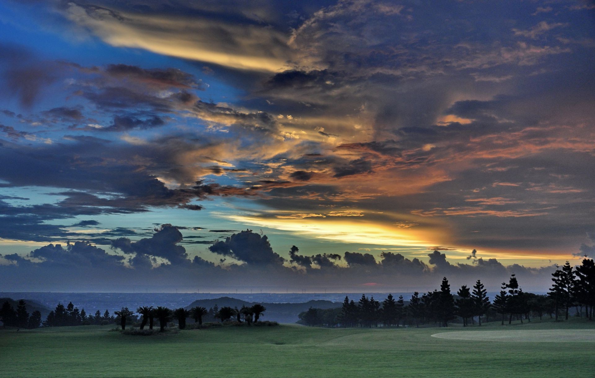 pôr do sol e amanhecer pôr do sol amanhecer água viagens céu paisagem ao ar livre à noite sol natureza lago árvore luz do dia