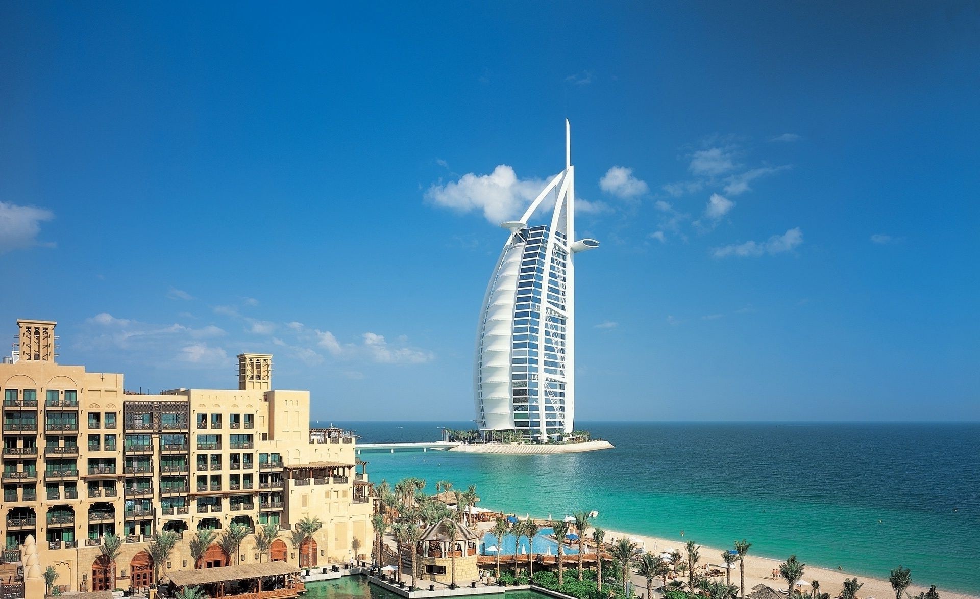 stadt reisen wasser architektur himmel haus hotel im freien meer modern stadt tourismus wolkenkratzer urlaub