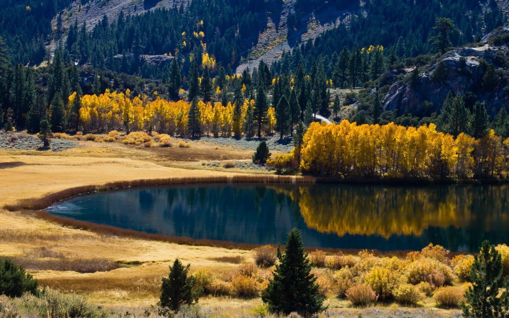 berge see wasser holz landschaftlich landschaft baum herbst im freien fluss natur nadelholz reflexion tageslicht berge reisen evergreen himmel