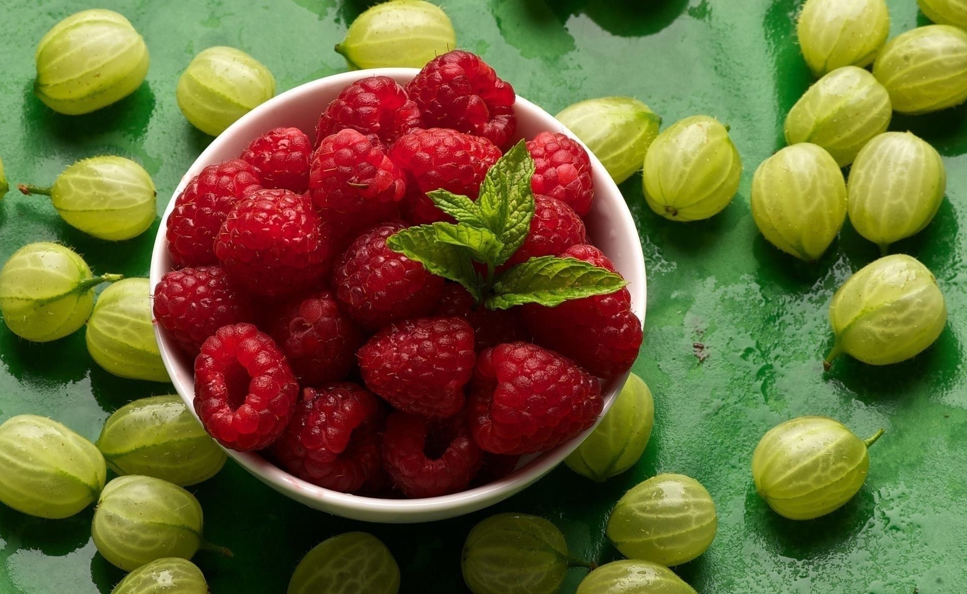 berries fruit food healthy health juicy nutrition diet confection berry freshness delicious desktop sweet leaf tasty color grow