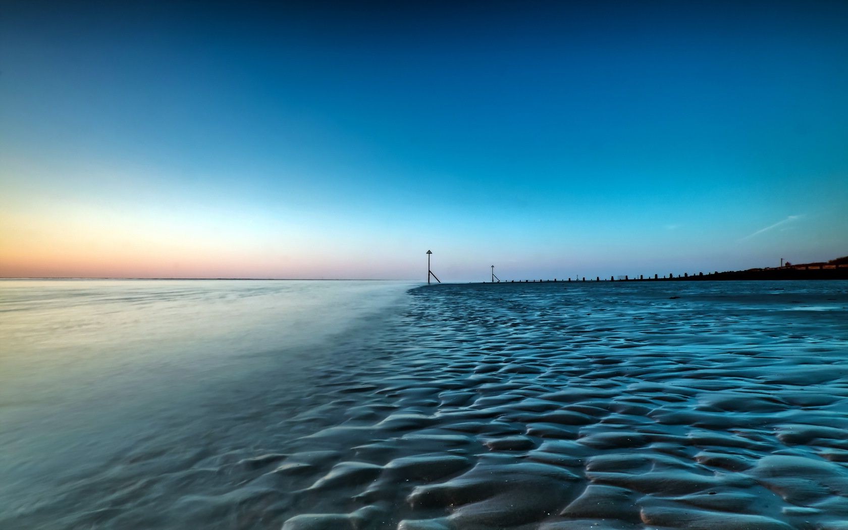 coucher de soleil et aube eau coucher de soleil mer soleil aube ciel nature océan plage voyage crépuscule paysage été beau temps paysage à l extérieur