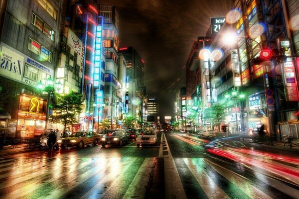 Viele Autos in der Nacht