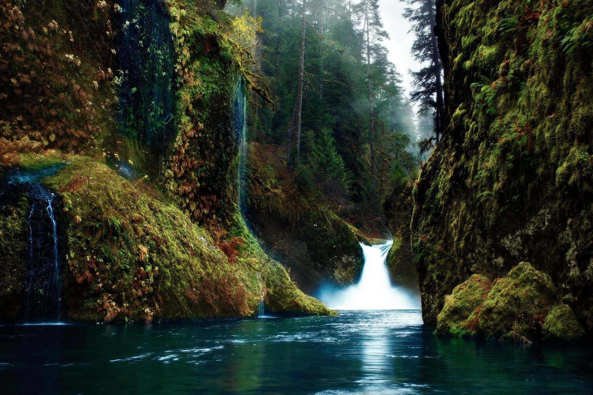 cachoeiras água cachoeira rio natureza madeira córrego árvore paisagem viagens ao ar livre rocha montanha outono parque cascata cênica ambiente floresta tropical musgo