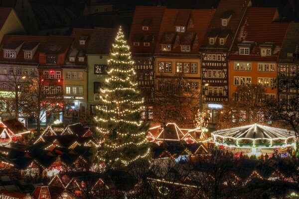 Weihnachtsmarkt der Abendstadt an Heiligabend