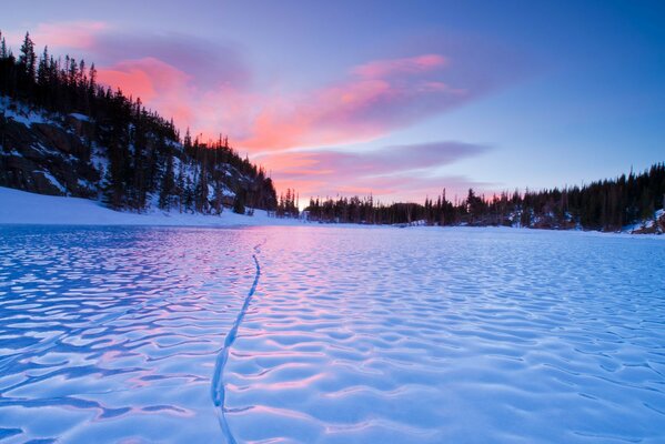 Frozen river. The stunning beauty of the elements