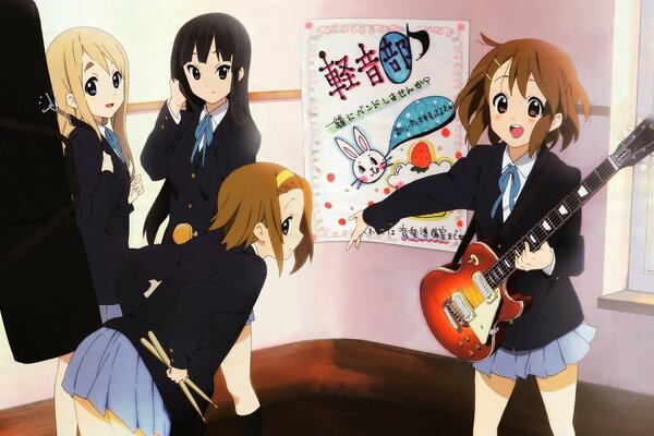 Anime cuatro chicas en faldas cortas con instrumentos musicales