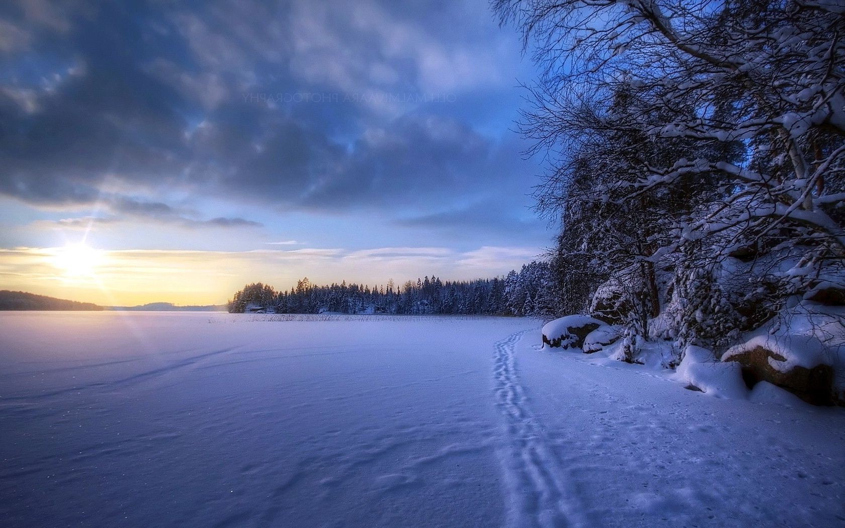 invierno nieve frío paisaje congelado amanecer hielo escarcha puesta de sol árbol tiempo noche naturaleza cielo buen tiempo al aire libre escénico luz madera