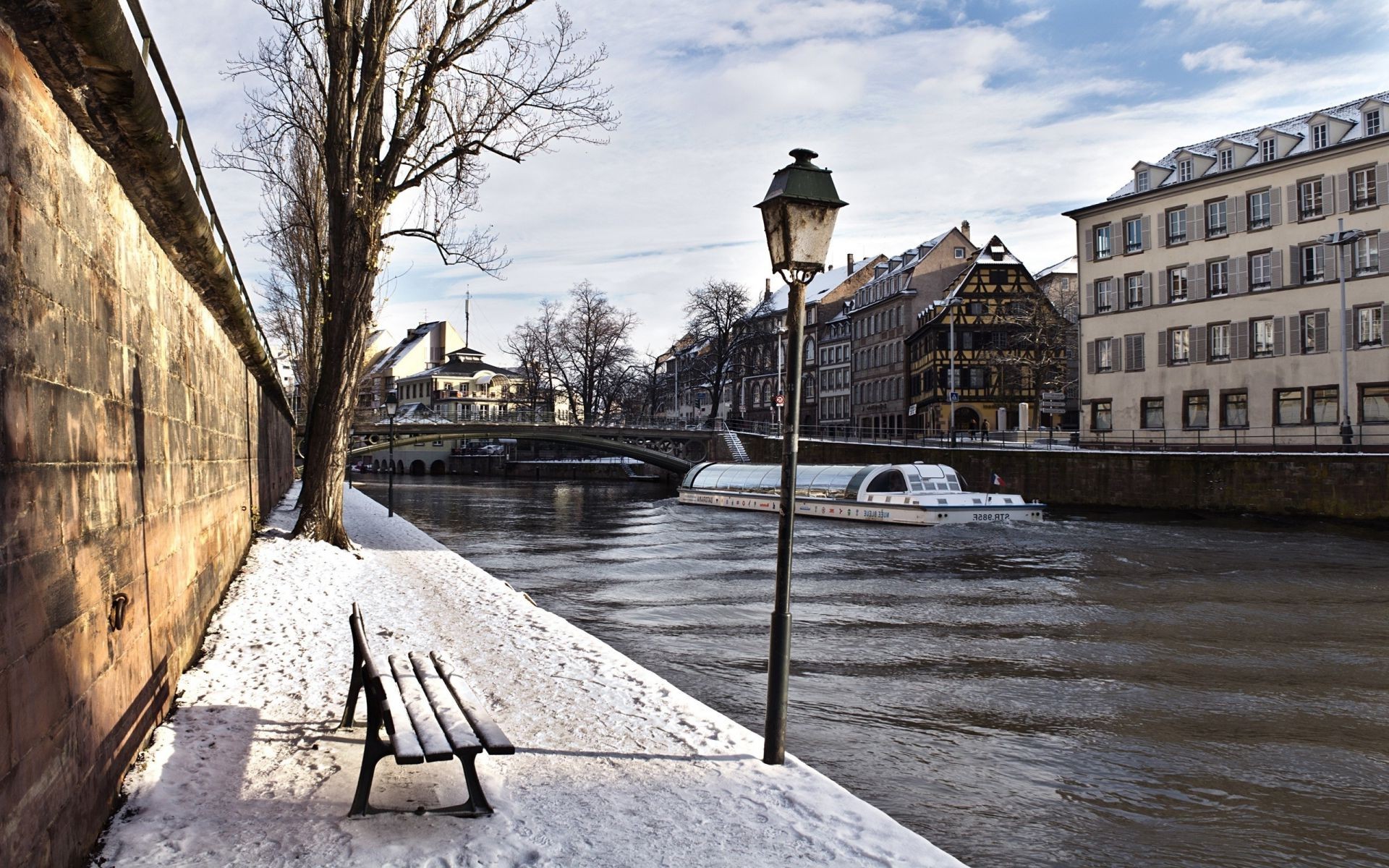 hiver eau voyage rivière architecture en plein air maison ville tourisme ciel canal