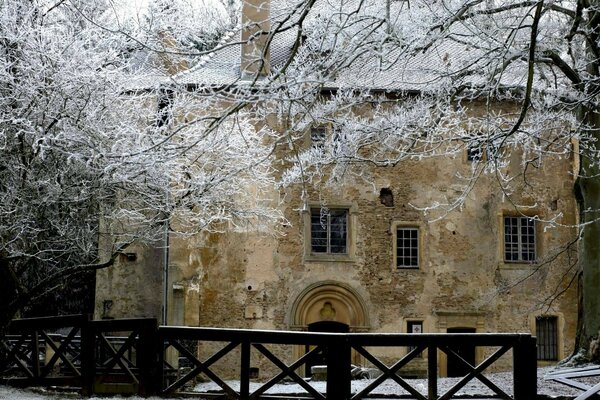 Altes verlassenes Haus