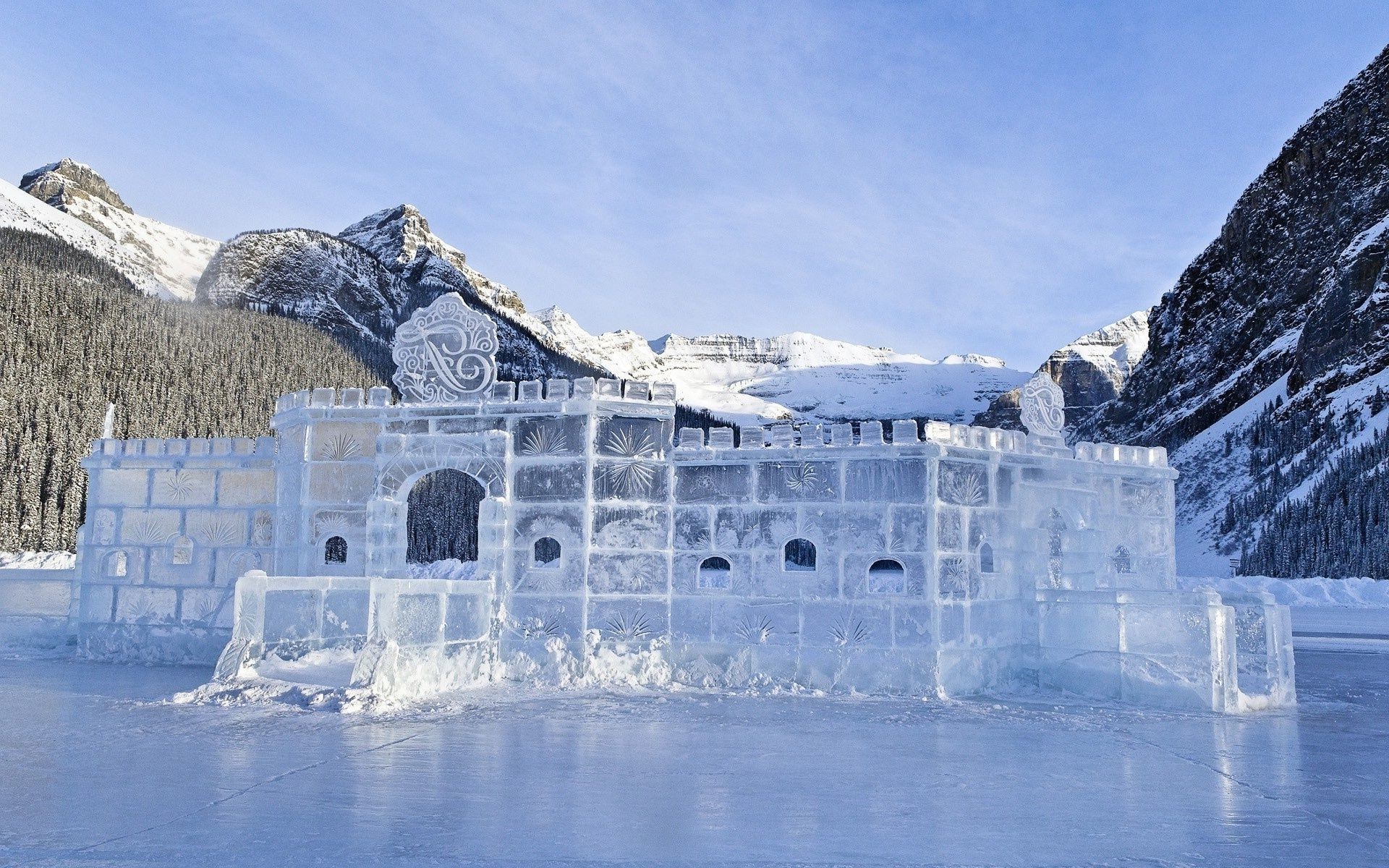 paisaje nieve invierno hielo frío montaña congelado agua viajes paisaje naturaleza casa cielo hermoso escénico escarcha espectáculo arquitectura turismo