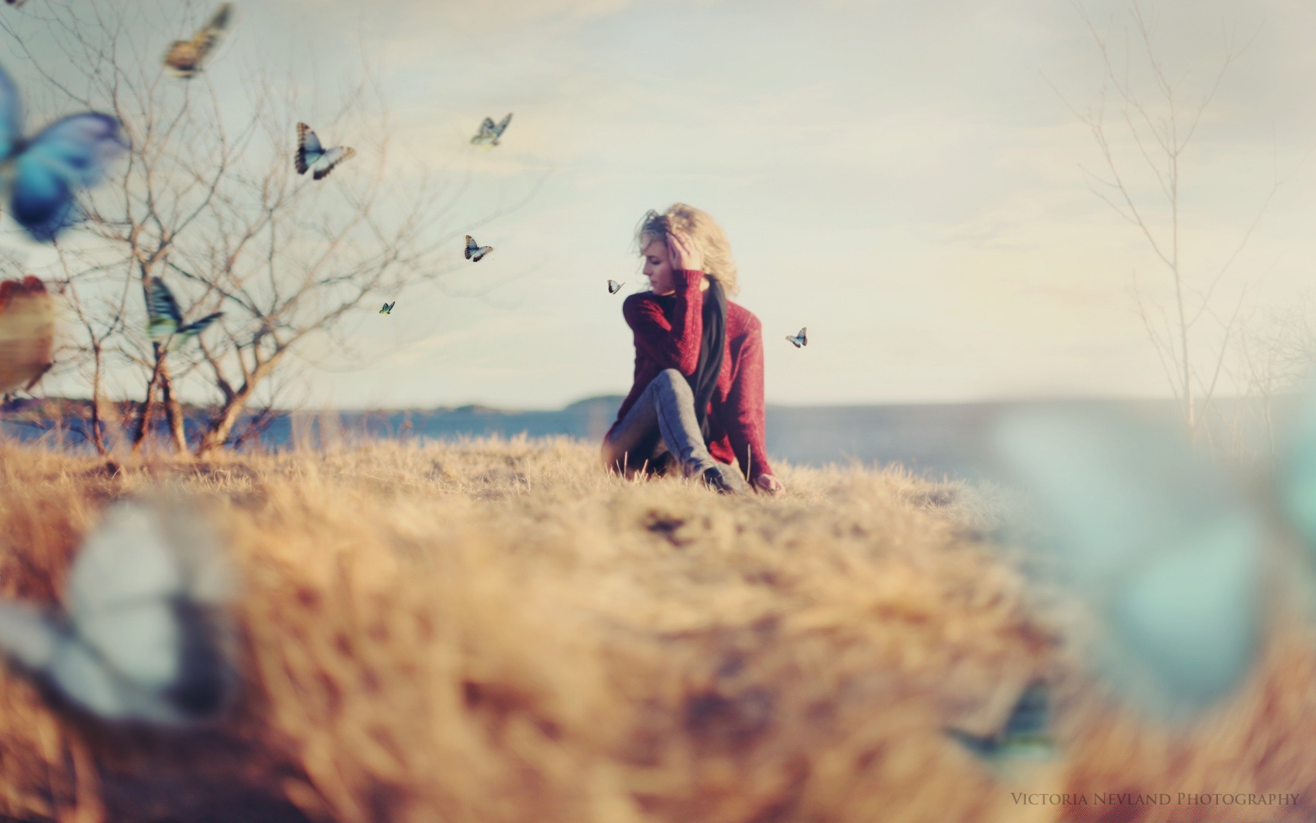 creativo ragazza paesaggio bambino spiaggia all aperto adulto da solo vacanza stile di vita felicità tramonto natura mare viaggi acqua ritratto mare piacere ragazzo