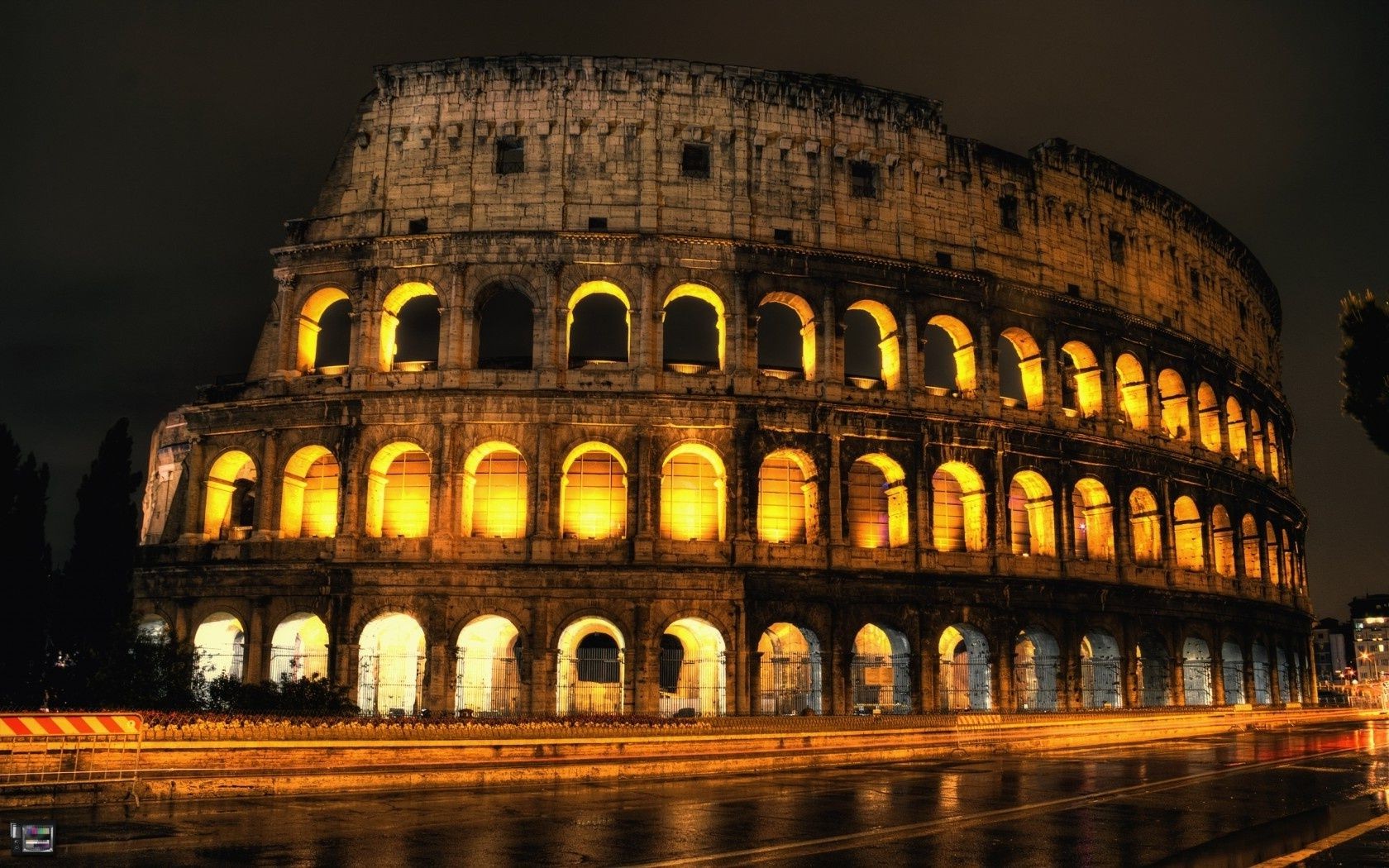 lugares famosos arquitectura viajes anfiteatro coliseo crepúsculo antiguo casa estadio noche cielo iluminación teatro antiguo al aire libre turismo monumento punto de referencia ciudad gladiador