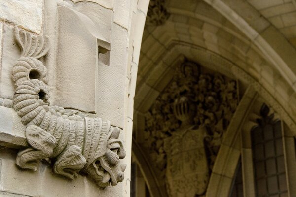 Art. Architecture on a Castle trip