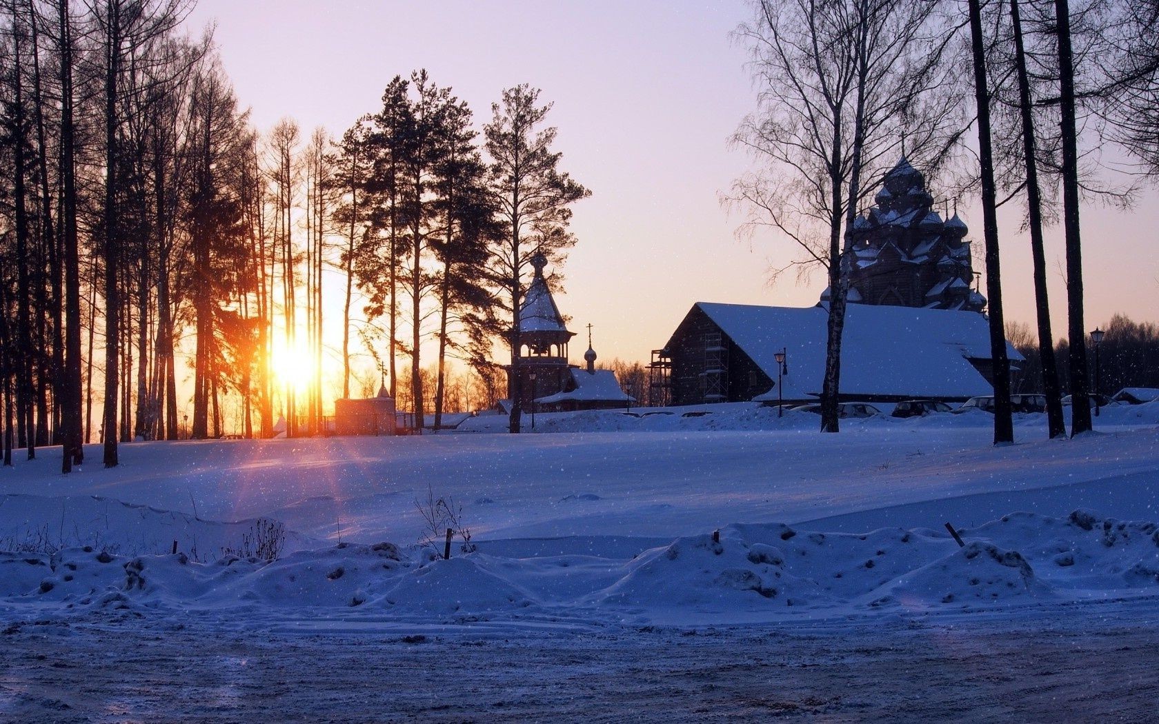 coucher du soleil et l aube neige hiver froid bois glace bois congelé gel paysage nature aube météo lumière saison en plein air soir coucher de soleil brouillard beau temps