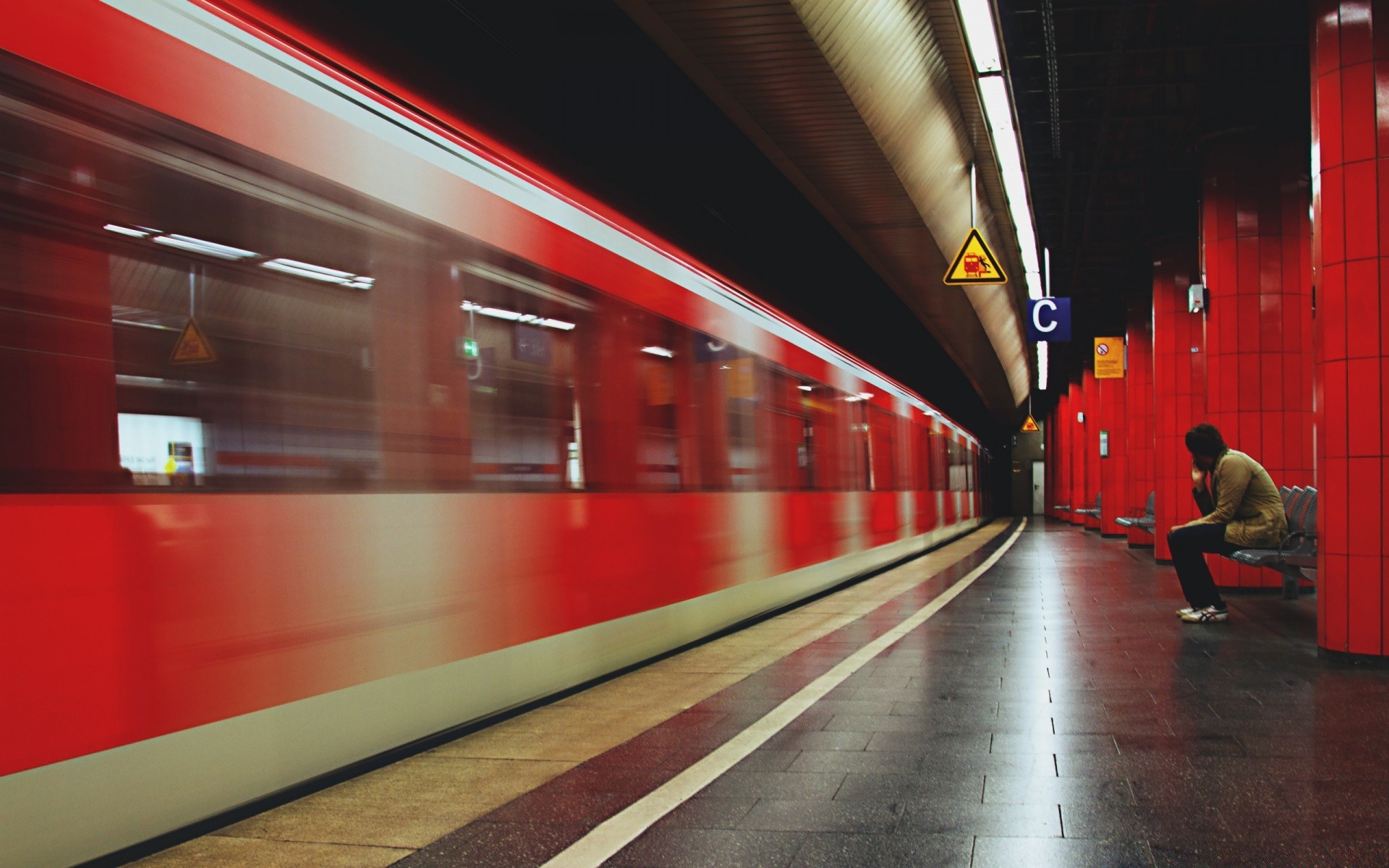 miejski styl korek pociąg rozmycie kolej tunel system transportu stacja podmiejski autobus miasto ulica ruch szybko centrum miasta publiczny biznes platforma