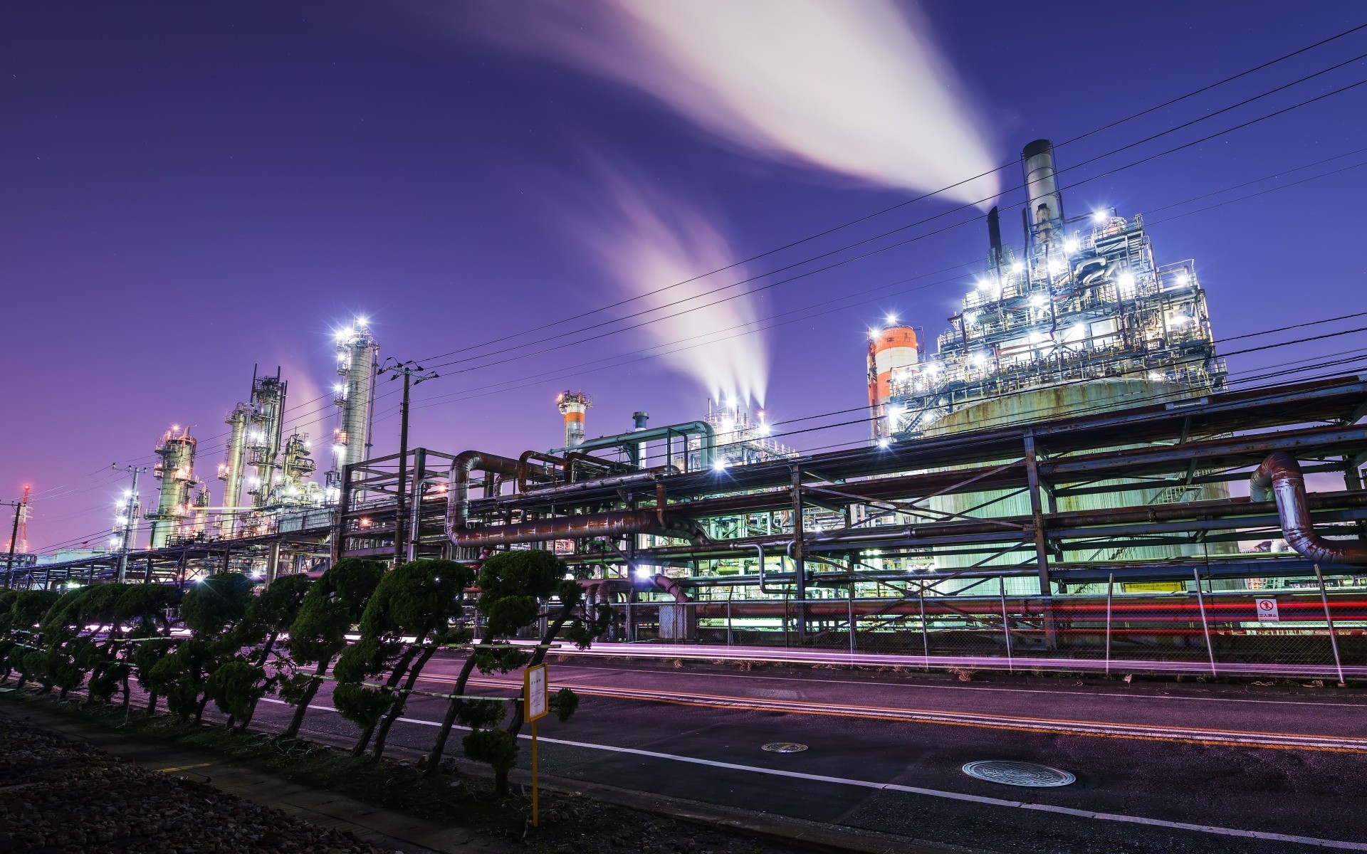 estilo urbano poluição indústria sistema de transporte energia cidade céu combustível gás natural negócios ponte torre crepúsculo tecnologia petróleo casa estrada estação moedor noite