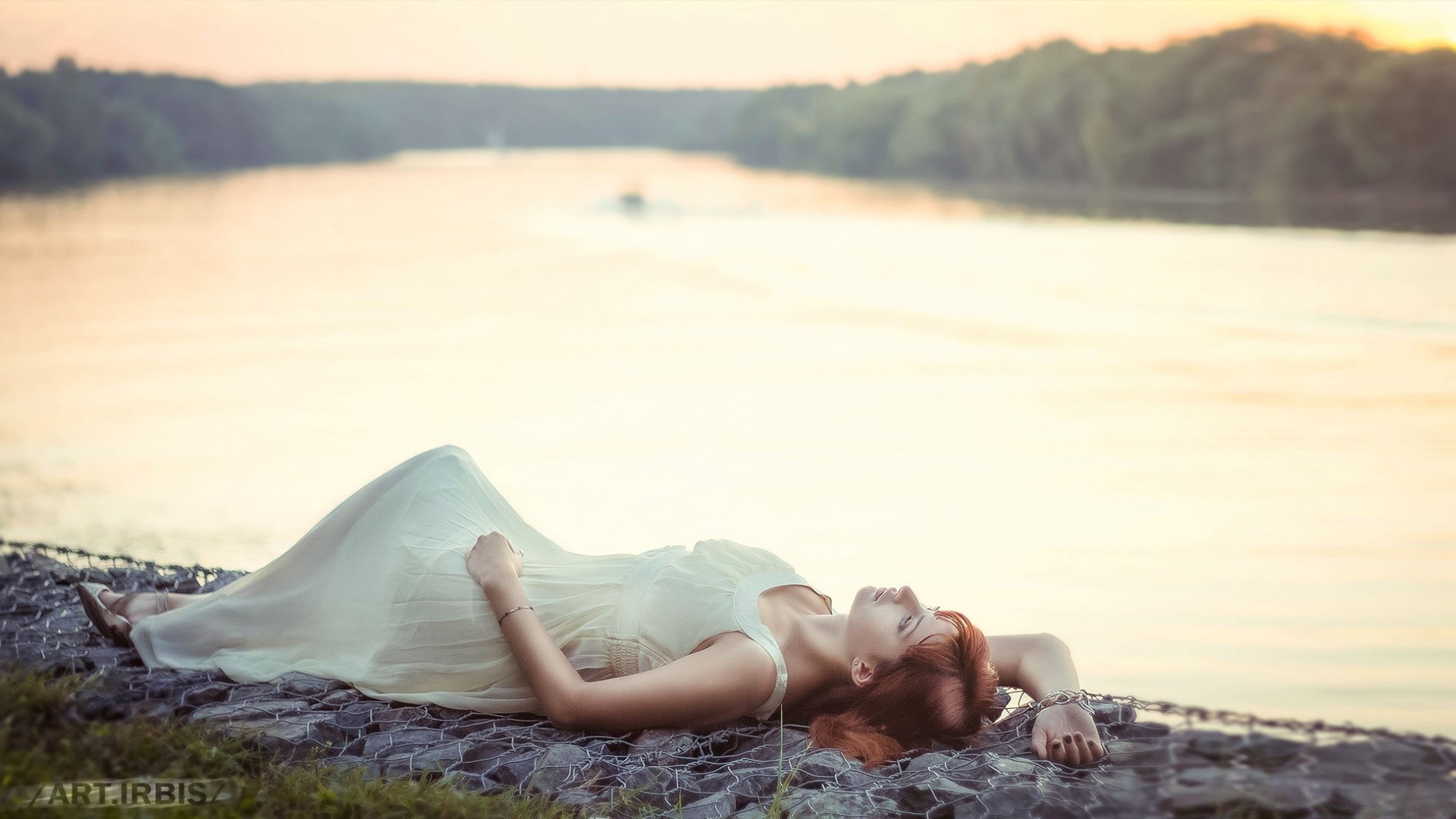 modell wasser strand mädchen natur reisen im freien entspannung sand liegend frau meer meer sommer urlaub erwachsener allein sonnenuntergang himmel porträt