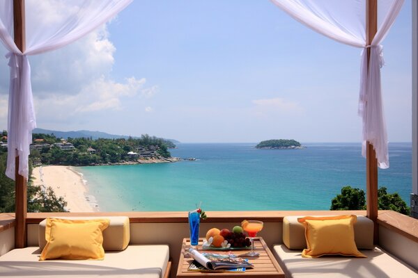 Grande terrazza con splendida vista sul mare