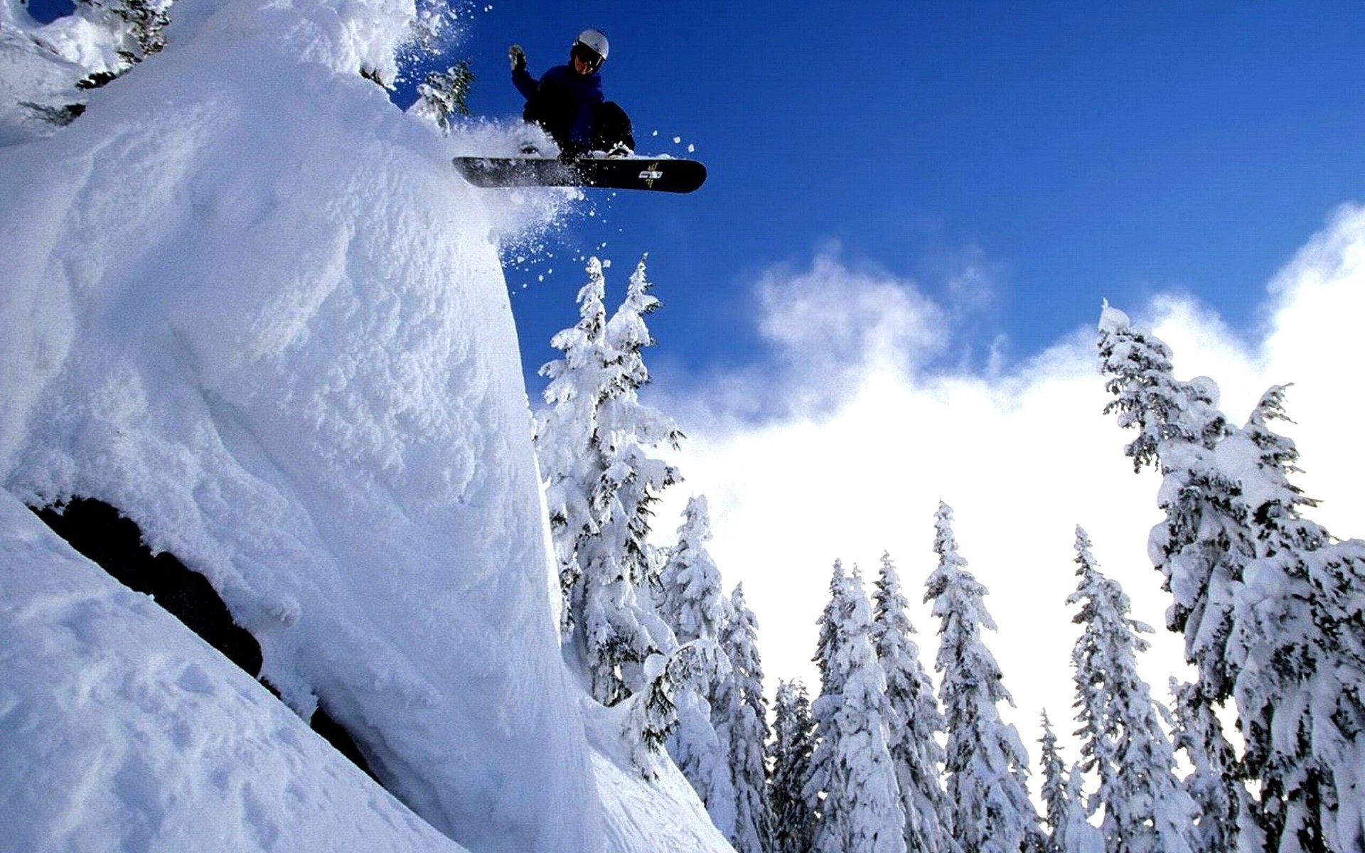 snowboard neige hiver froid glace gel congelé montagnes bois en plein air givré paysage saison scénique grimper