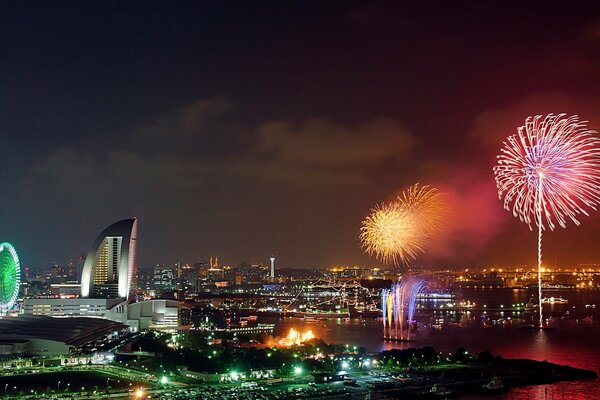 Splashes of lights over the metropolis