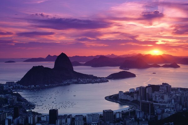 Sunset in Rio De Janeiro