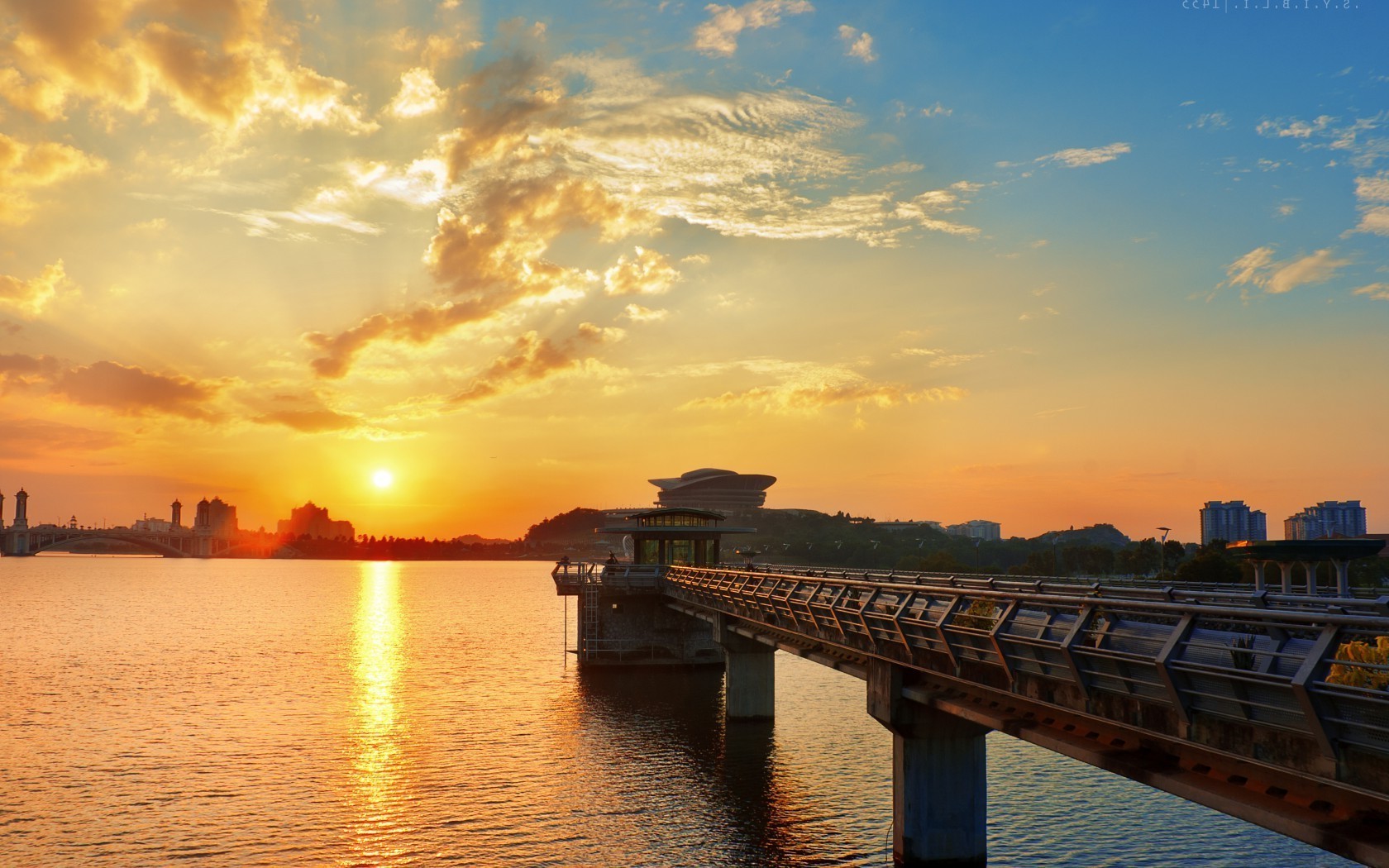 lago água pôr do sol amanhecer viagens céu crepúsculo noite rio reflexão ponte ao ar livre sol mar arquitetura cais paisagem