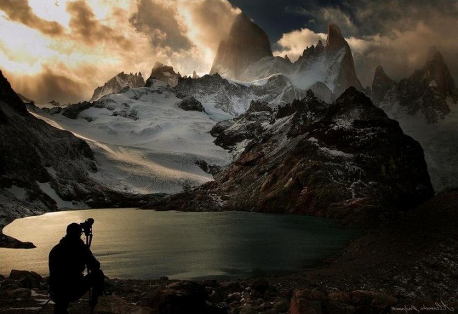 montañas nieve montañas puesta de sol agua paisaje amanecer noche al aire libre invierno viajes hielo luz del día pinnacle iluminado volcán