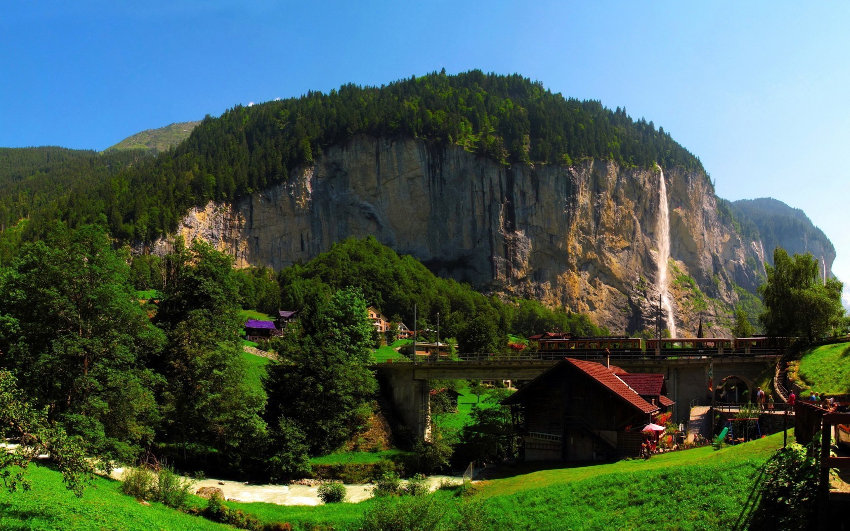 montagnes montagnes paysage voyage arbre colline bois vallée nature à l extérieur scénique ciel maison architecture rivière