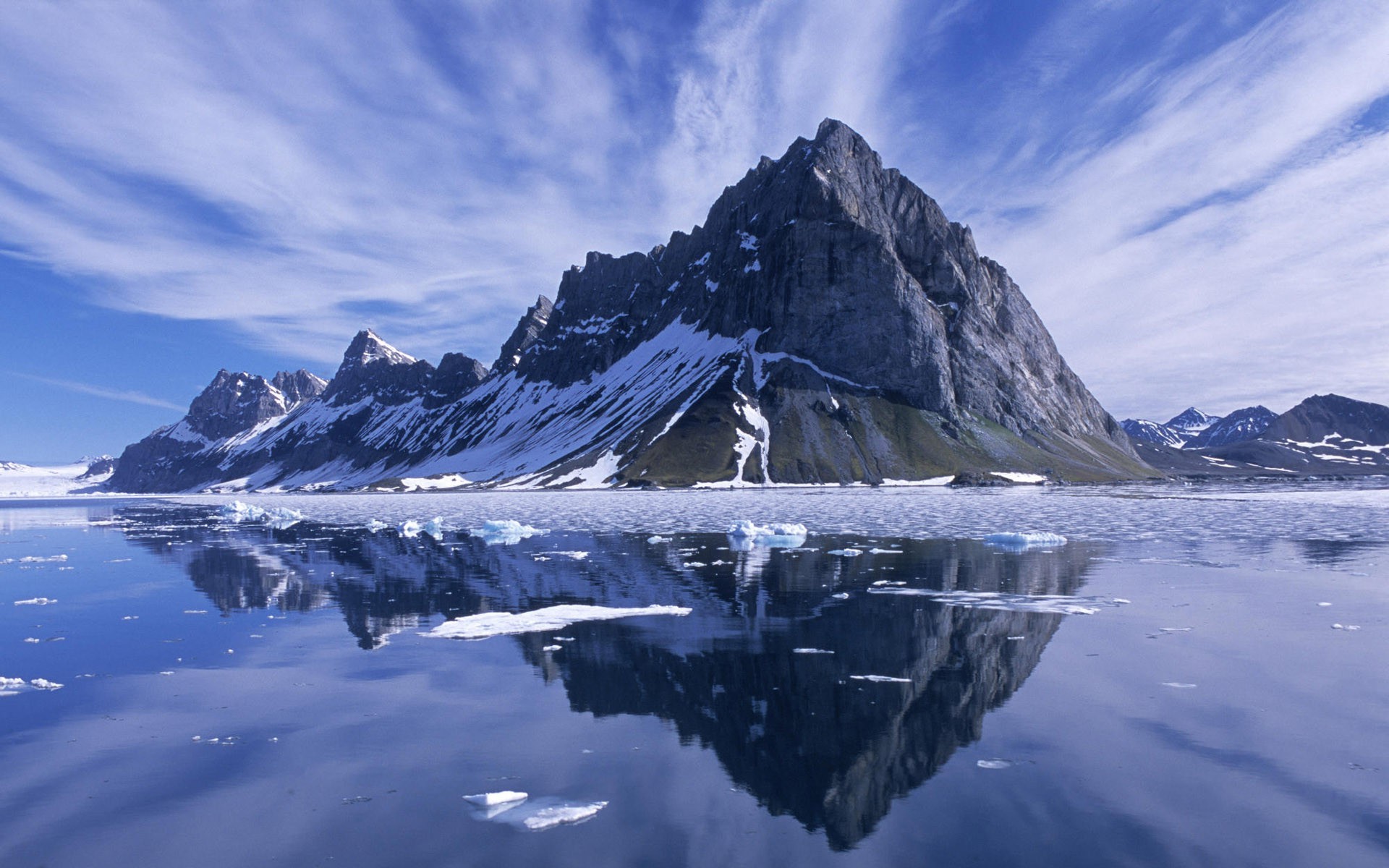 berge schnee wasser berge reisen eis landschaft himmel landschaftlich im freien frostig see natur winter