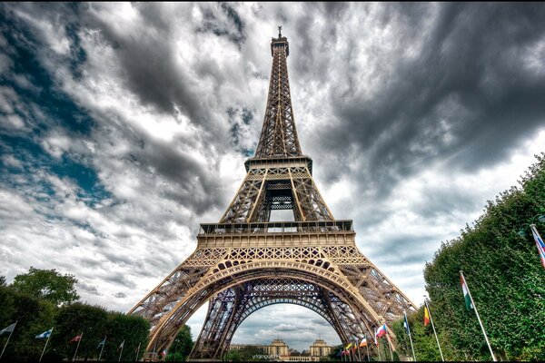 Eiffel Tower and grey clouds