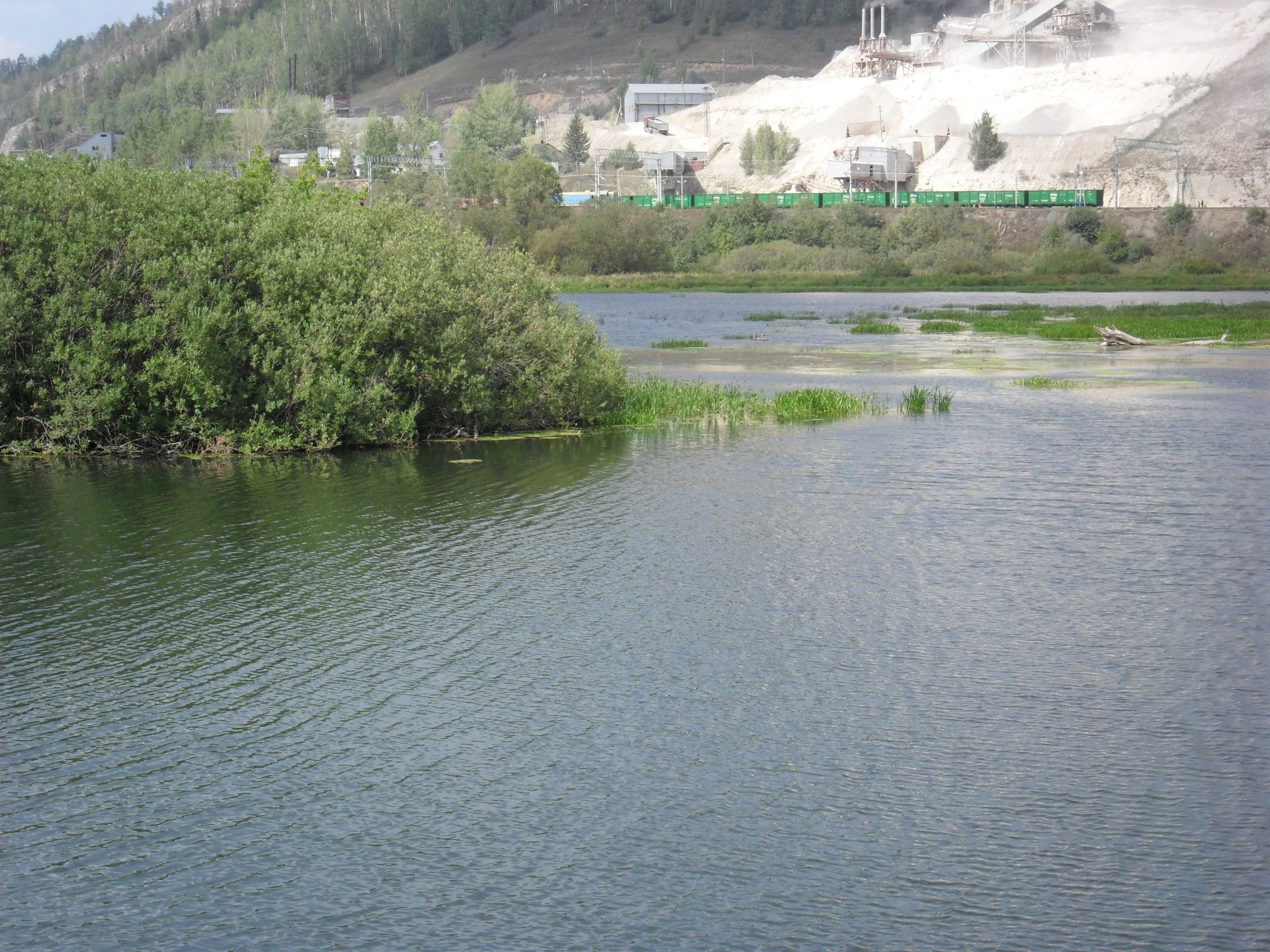 espacios nativos agua río paisaje árbol lago reflexión naturaleza medio ambiente viajes escénico montañas madera al aire libre luz del día cielo mar verano