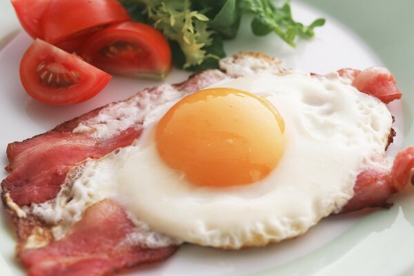 Deliciosos desayunos con huevo y verduras