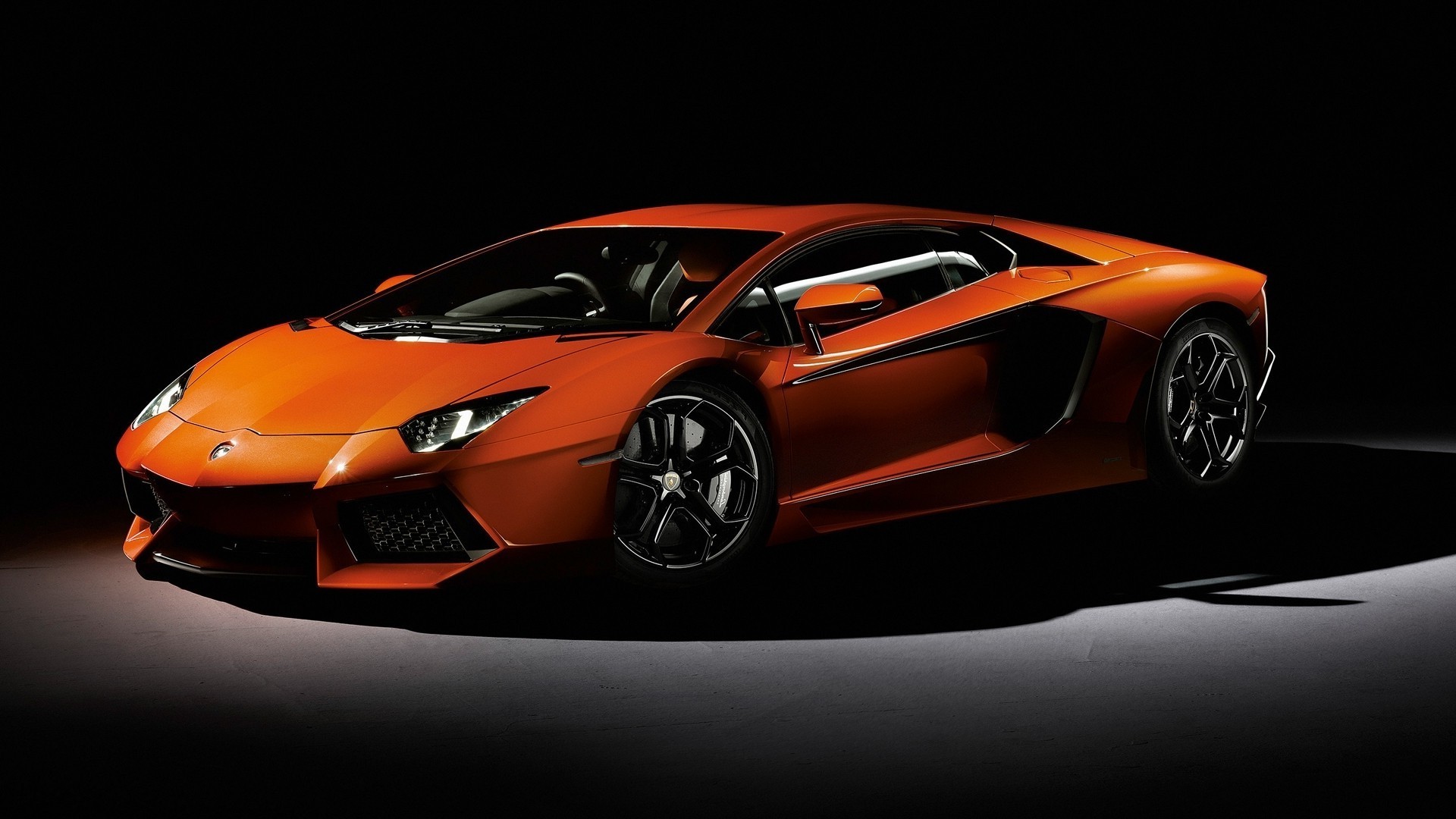 оранжевый автомобиль Lamborghini aventador загрузить