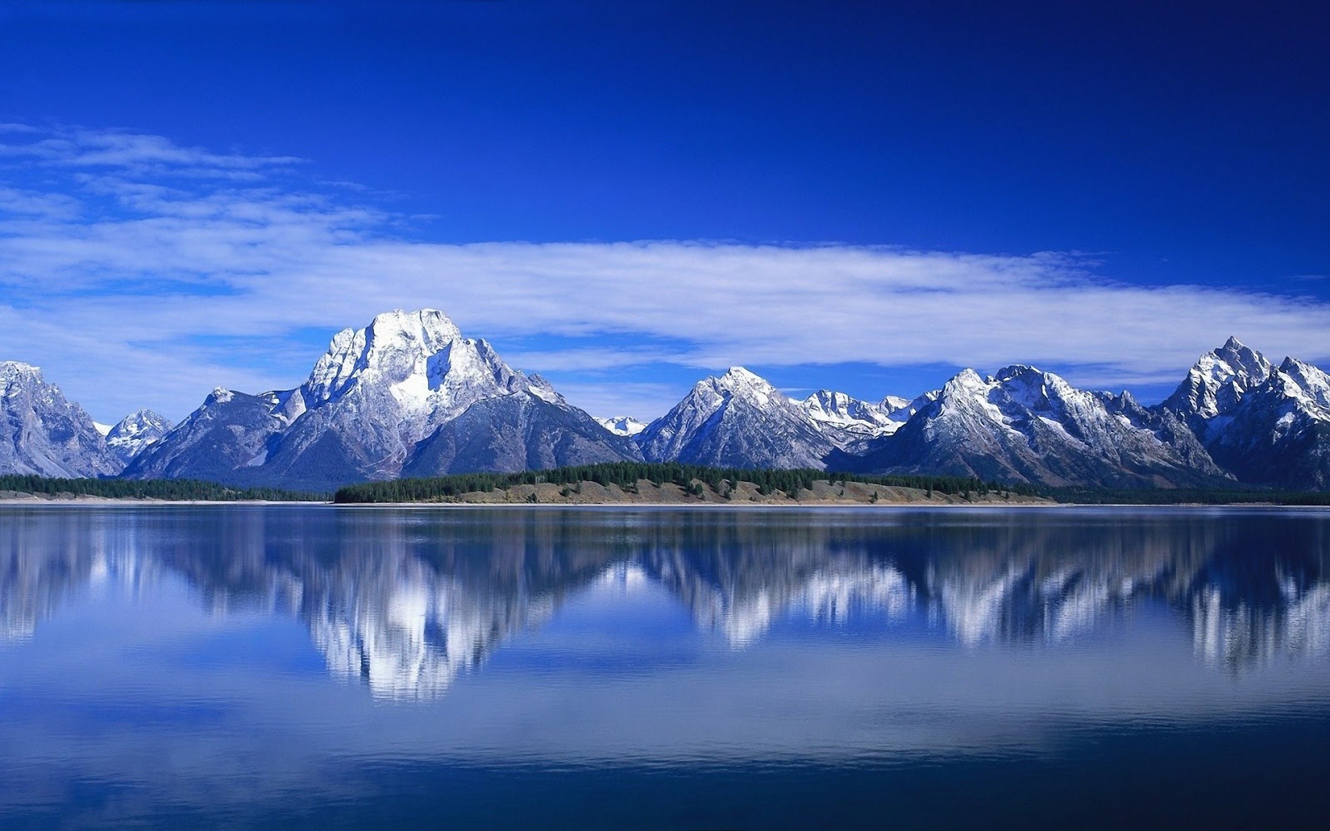 montagnes neige lac montagnes eau réflexion voyage paysage glace nature ciel aube majestueux hiver