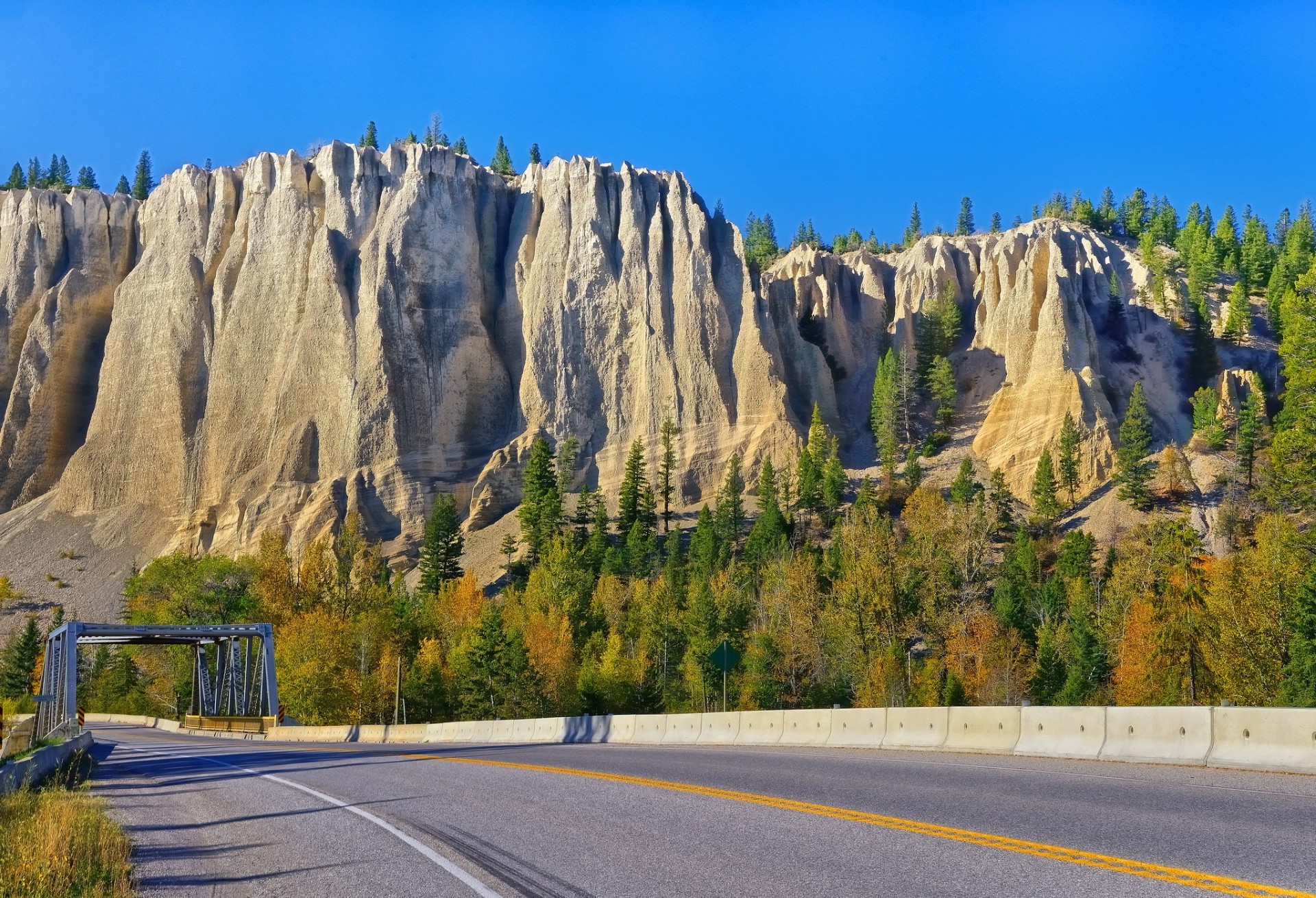 road travel landscape mountain nature outdoors sky tree scenic wood