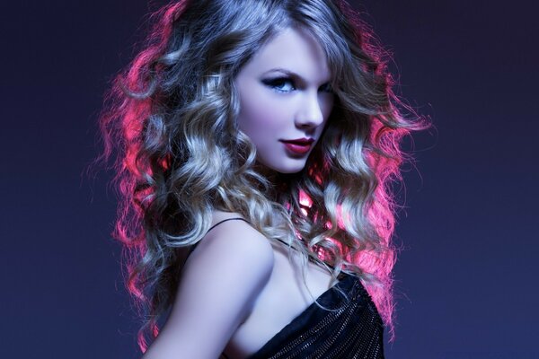 Le regard enchanteur de Taylor Swift