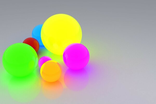 Boules de couleur vive sur une surface douce