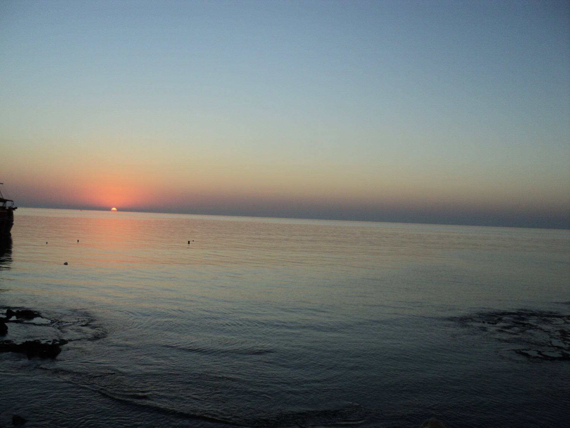 mare e oceano tramonto acqua spiaggia alba mare sole sera paesaggio crepuscolo oceano paesaggio cielo mare luce