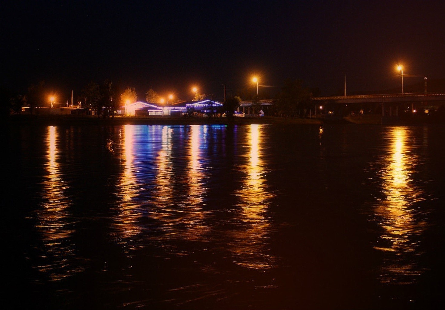 міста та архітектура води захід відображення ввечері річка сутінки міст світанок місто світло архітектура подорожі небо пірс