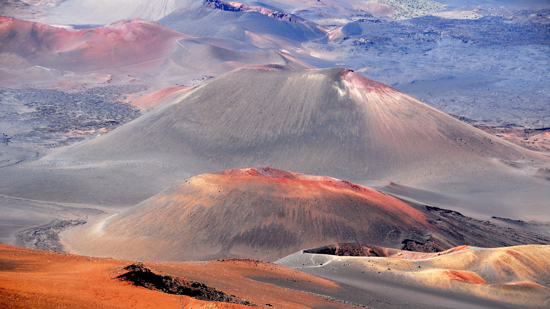 colinas volcán montañas paisaje desierto viajes nieve erupción cielo al aire libre estéril puesta del sol naturaleza escénico amanecer