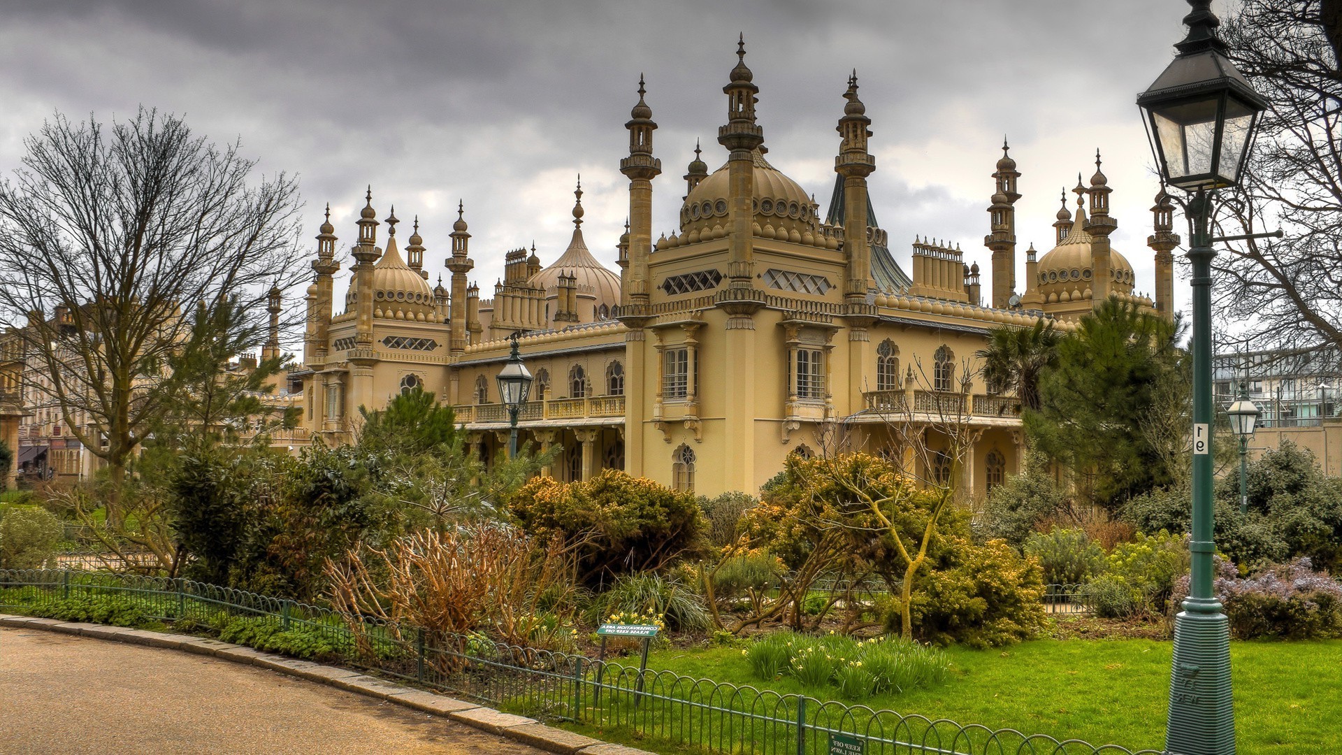 houses and cottages architecture travel building city old castle sky outdoors tourism ancient religion landmark culture tower monument