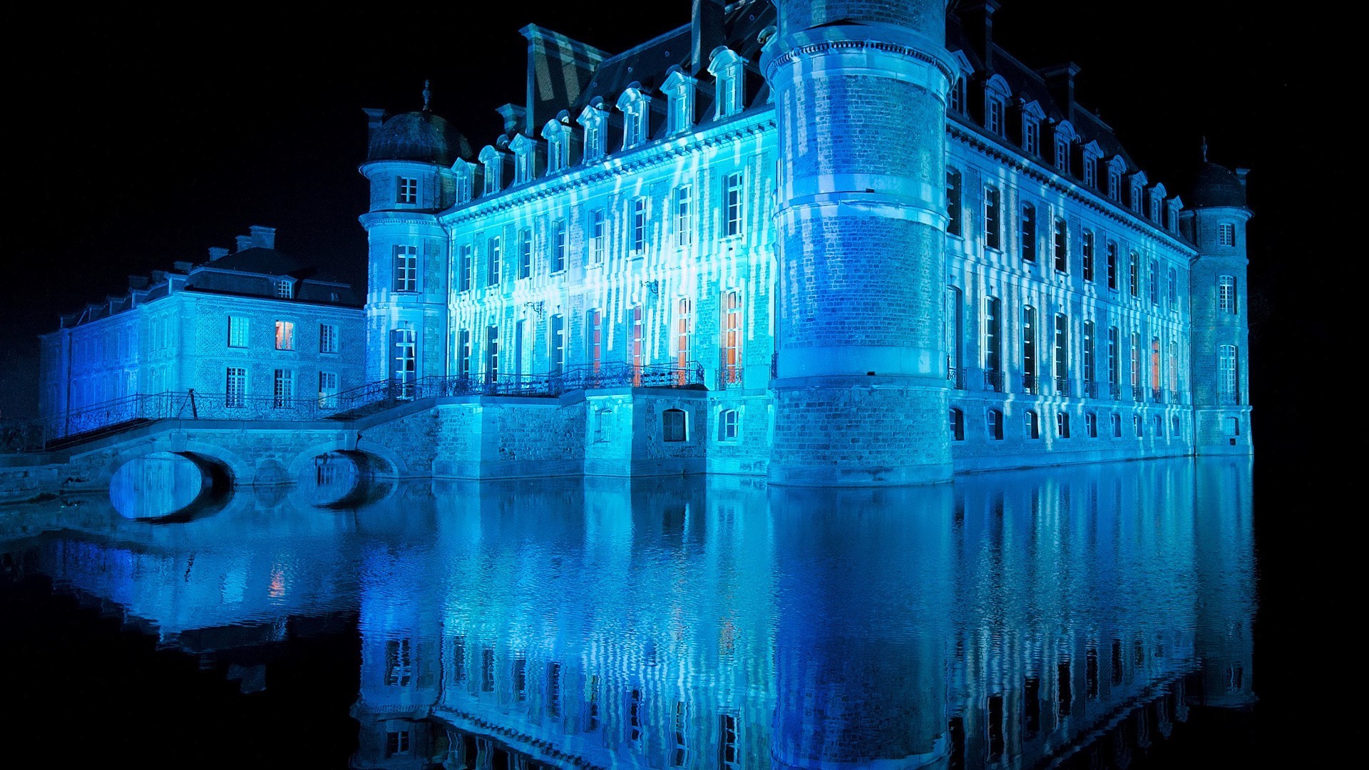 maisons et chalets architecture lumière voyage maison extérieur réflexion soir sombre eau rétro-éclairé