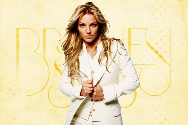 Britney Spears gekleidet jung