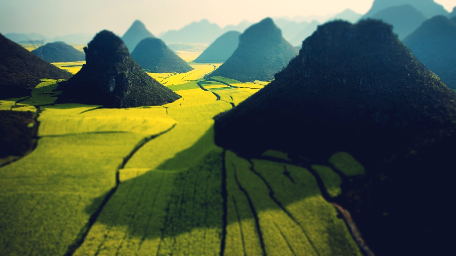 terra paisagem iluminado viajar ao ar livre amanhecer pôr do sol montanhas árvore à noite água luz luz do dia