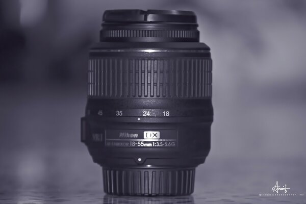 Close-up camera lens