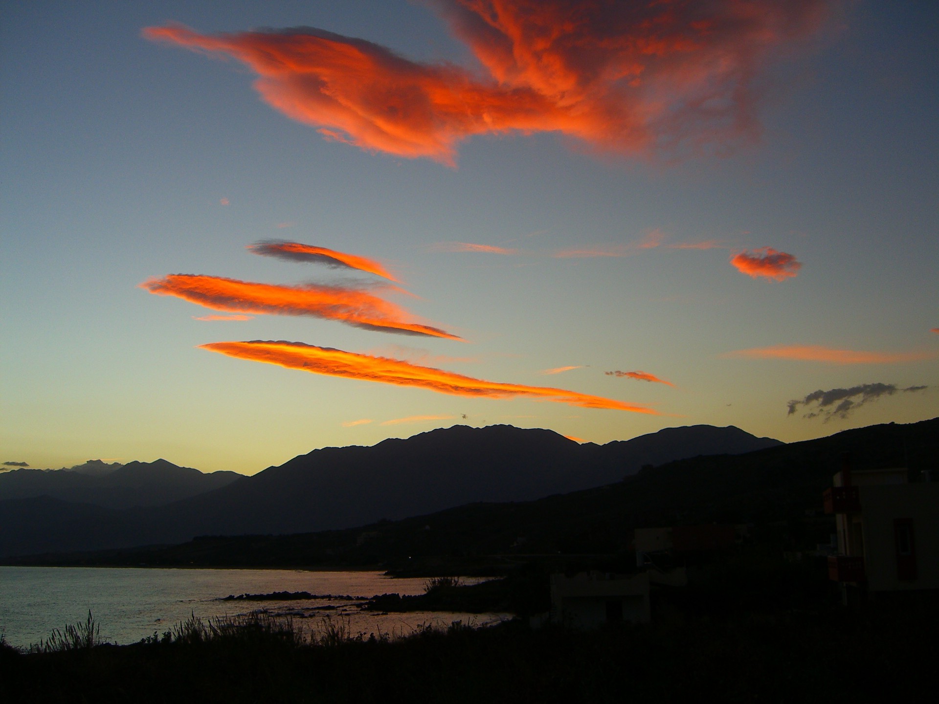 lac coucher de soleil aube soir ciel paysage eau crépuscule à l extérieur voyage lumière du jour soleil rétro-éclairé