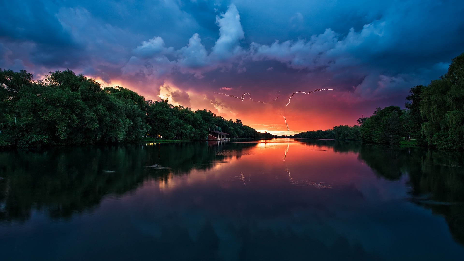 молния воды закат рассвет отражение природа озеро солнце вечером небо лето сумрак пейзаж река на открытом воздухе путешествия